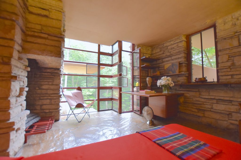 Dormitorio casa de la cascada