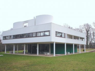 Masterpieces in Modern Architecture – Ville Savoie