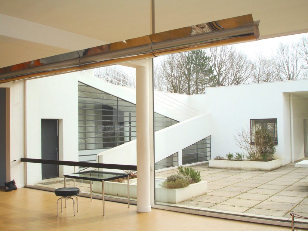 Patio roof garden le corbusier